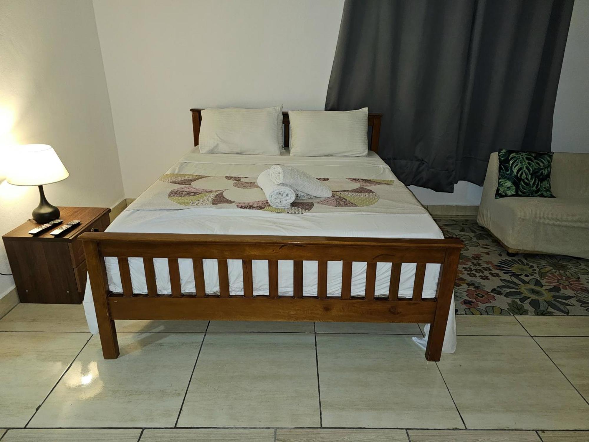 Alpha & Omega Apartment Seychelles Beau Vallon  Exterior photo